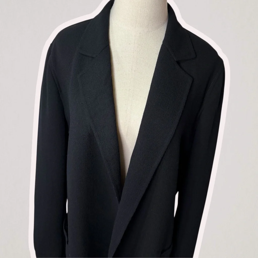 Lafayette 148 New York Black ‘Wynne Nouveau Crepe Blazer’ in Wool Size Large